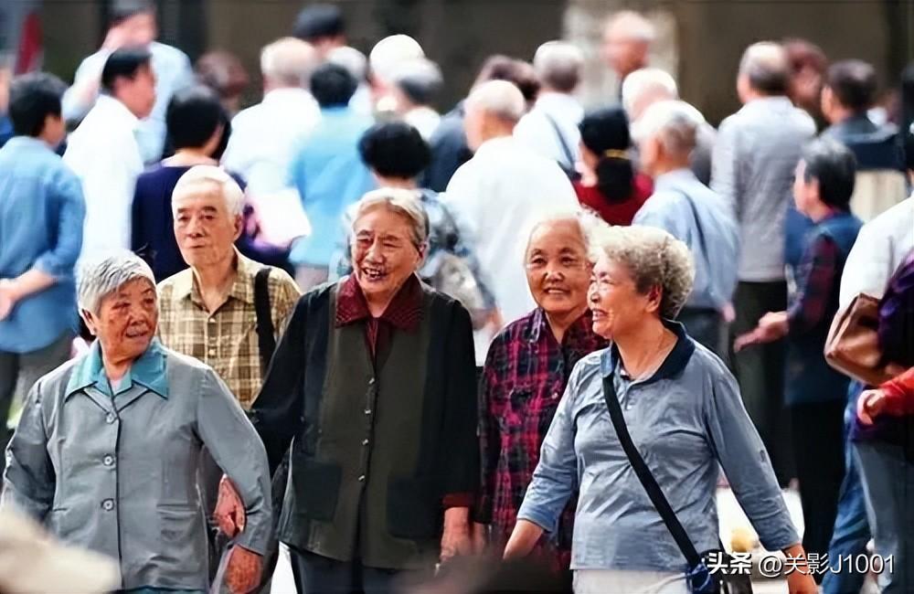 人均寿命多大？中国人均寿命77岁，中国在世界排名43名(图7)