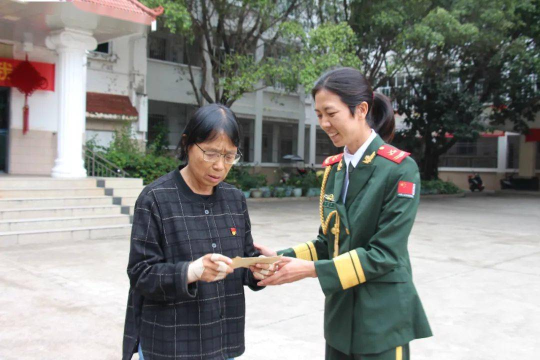 华坪女高培养不出清北的学生？“感动中国”的张桂梅该走下神坛了(图13)