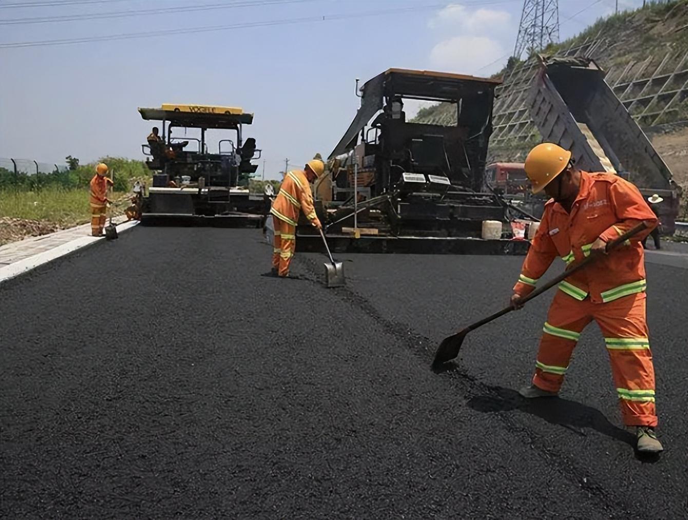 为什么中国公路总在翻修，日本的却常年如新，是因为技不如人吗？(图15)