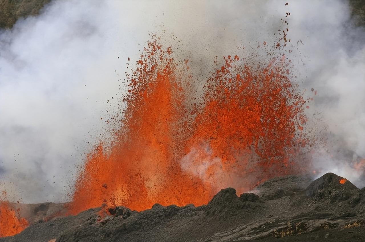 中国最危险火山预警，千年前灾难将重演？威力约为广岛6.2万倍！(图8)