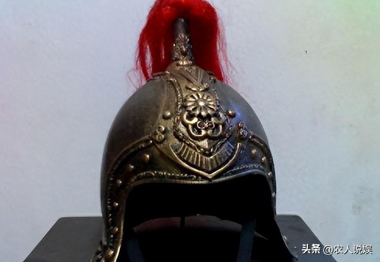 古代将士头盔上都有个“枪尖”，它有什么用？古人智慧让人折服(图27)